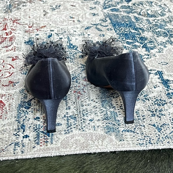 Yves Saint Laurent Vtg. Satin heels - Picture 6 of 12